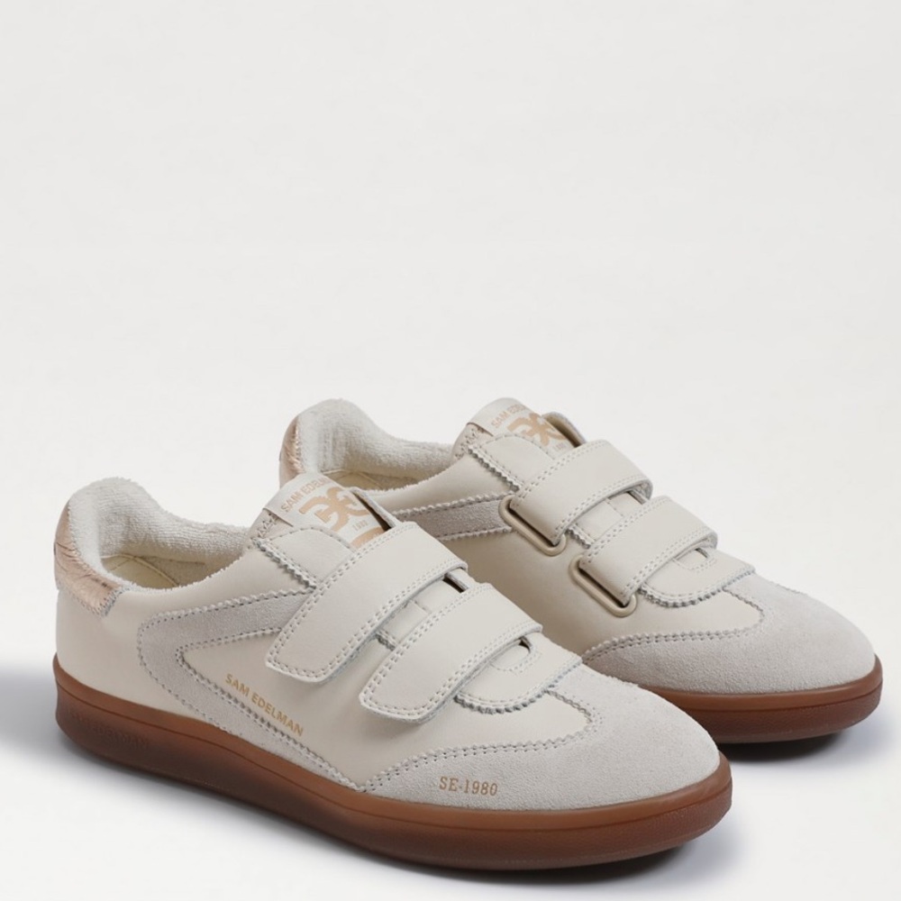 Sam Edelman Cream Low-Top Sneakers with Brown Sole